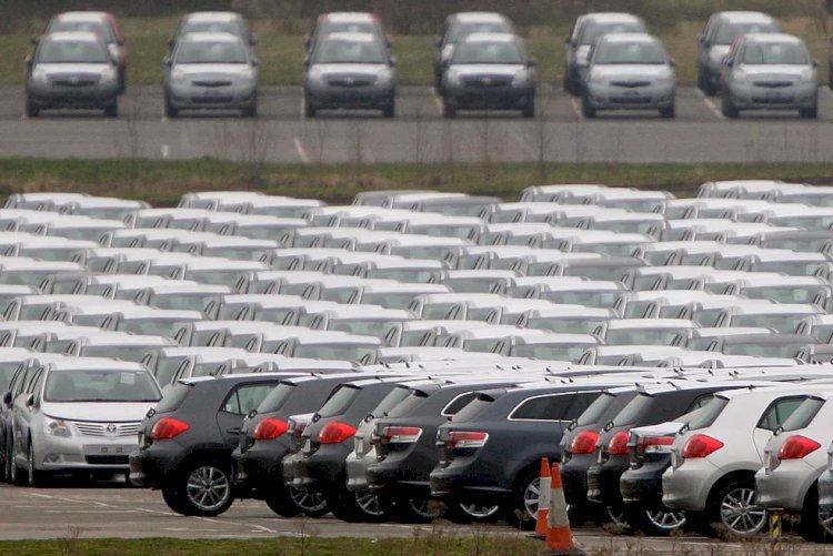 Produção de veículos cai 5% no 1º semestre e vendas recuam 14,5%, diz Anfavea