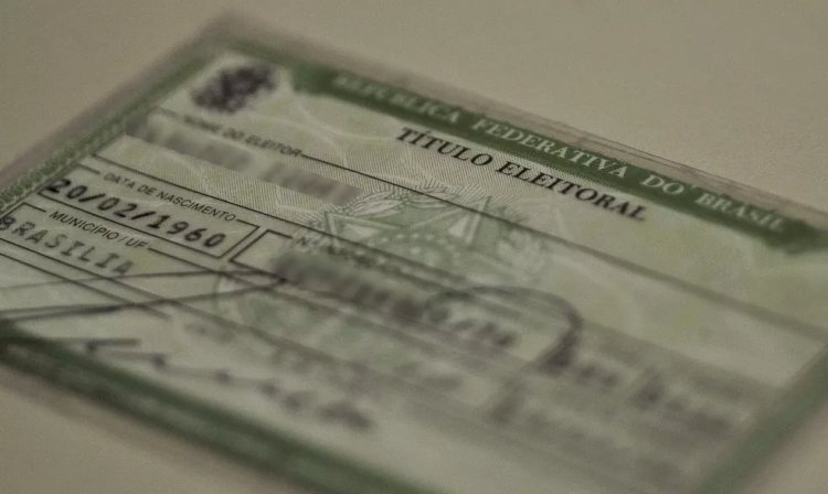 1 em cada 7 eleitores não é obrigado a votar; percentual de voto facultativo é o maior desde 2002 no Brasil