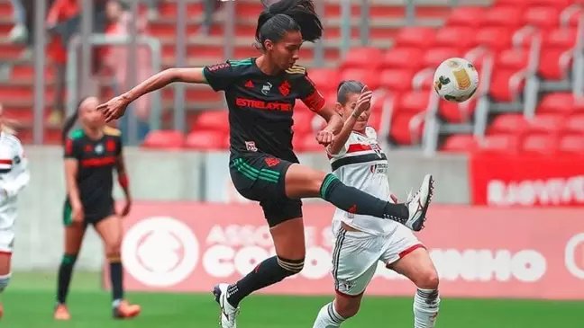 Internacional e São Paulo empatam no jogo de ida da semifinal do Brasileirão Feminino