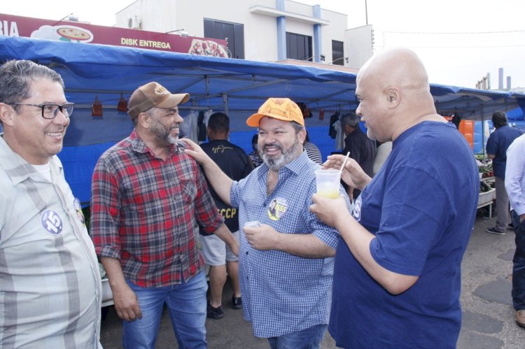 Carlos Bernardo visita Feira Central em Nova Andradina