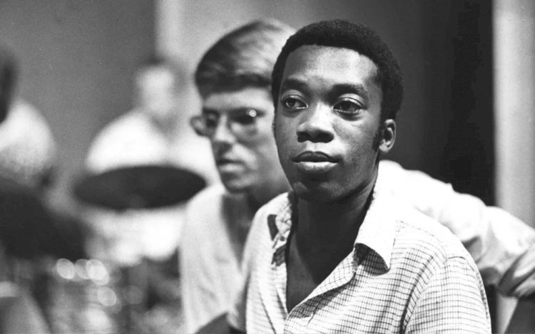 Milton Nascimento, 80 anos: relembre carreira do cantor em FOTOS