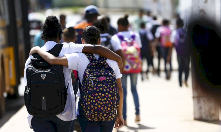 Violência nas escolas: como falar com crianças e adolescentes