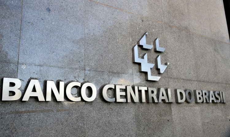 Crédito deve crescer 7,7% neste ano, prevê Banco Central