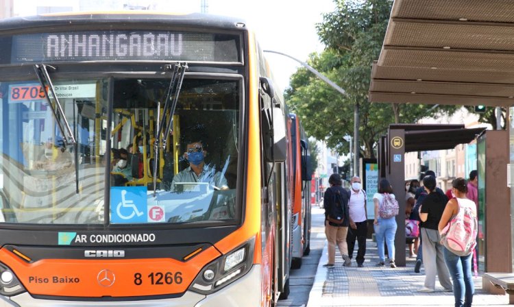 Motoristas terão até dezembro para fazer exame toxicológico