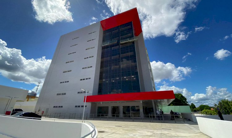 Piauí inaugura maior maternidade pública do país