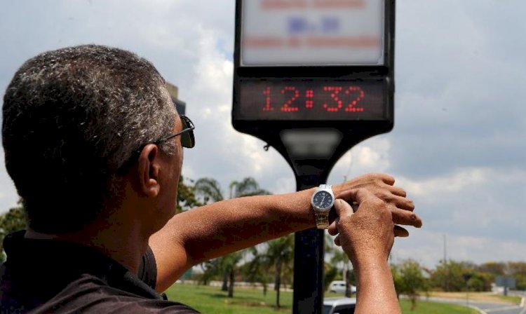 Bares e restaurantes pedem retomada do horário de verão