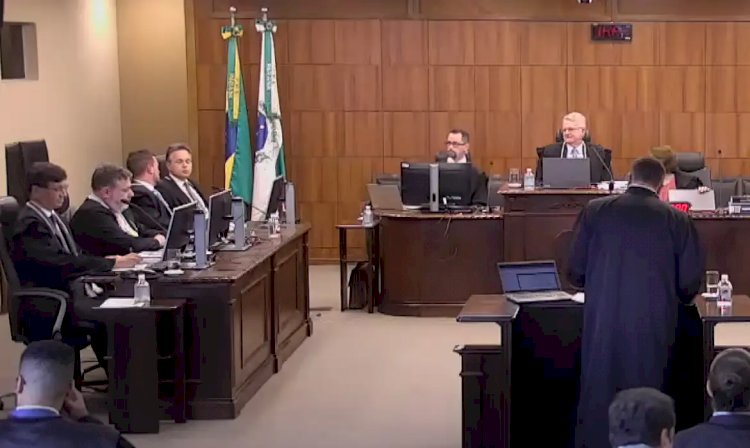 Desembargador do TRE vota pela cassação de Moro e empata julgamento