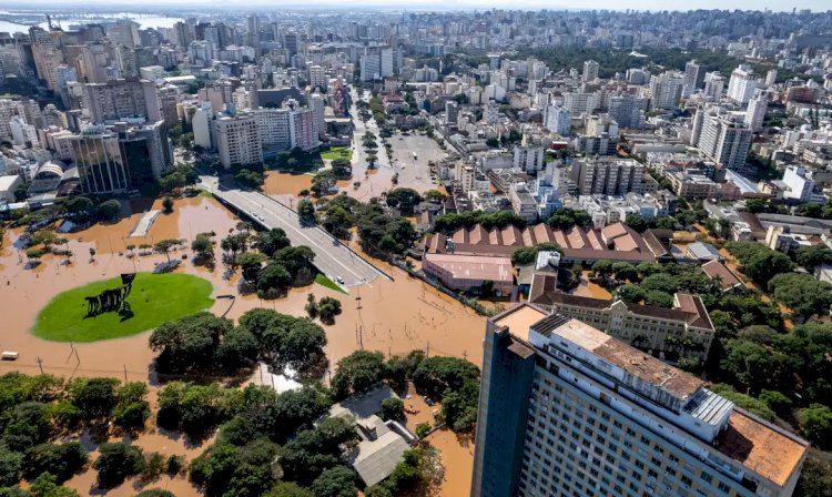 Chuvas diminuem no RS, mas frio intenso e elevação do Guaíba preocupam