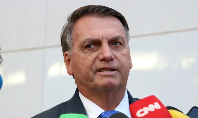 PF indicia Bolsonaro e Mauro Cid no caso das joias sauditas