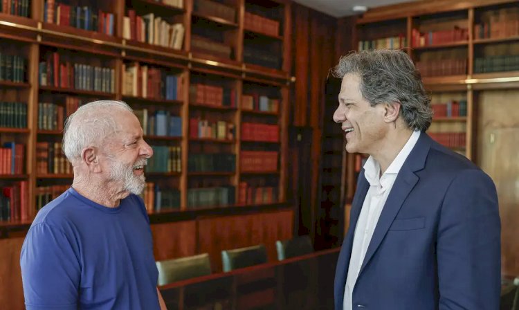 Conversa com Lula sobre corte de gastos está avançando, diz Haddad