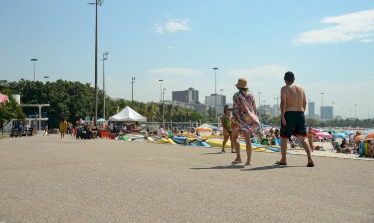 Turistas estrangeiros gastam US$ 7,3 bi em 2024, recorde em 15 anos