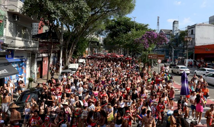 Último dia de carnaval em São Paulo tem 58 blocos na rua