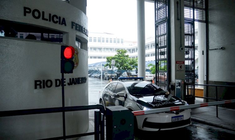 Homem é preso no Rio por contrabandear equipamentos bélicos