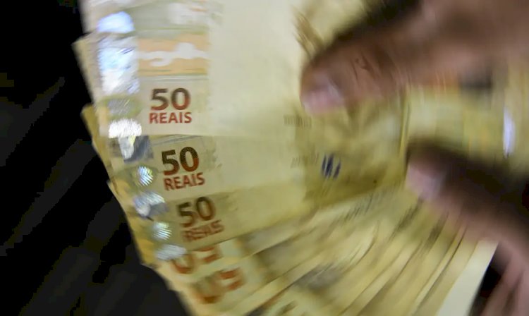 Mais de 48 mil pessoas contratam R$ 340,3 mi em consignado para CLT