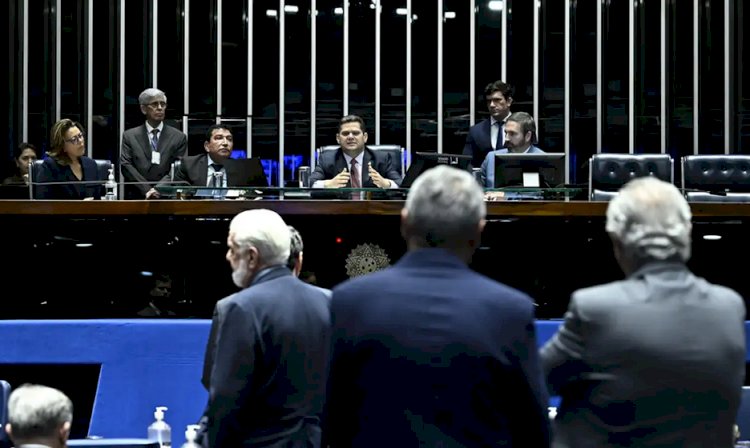 Senado aprova cota de 30% para mulheres em conselhos de estatais