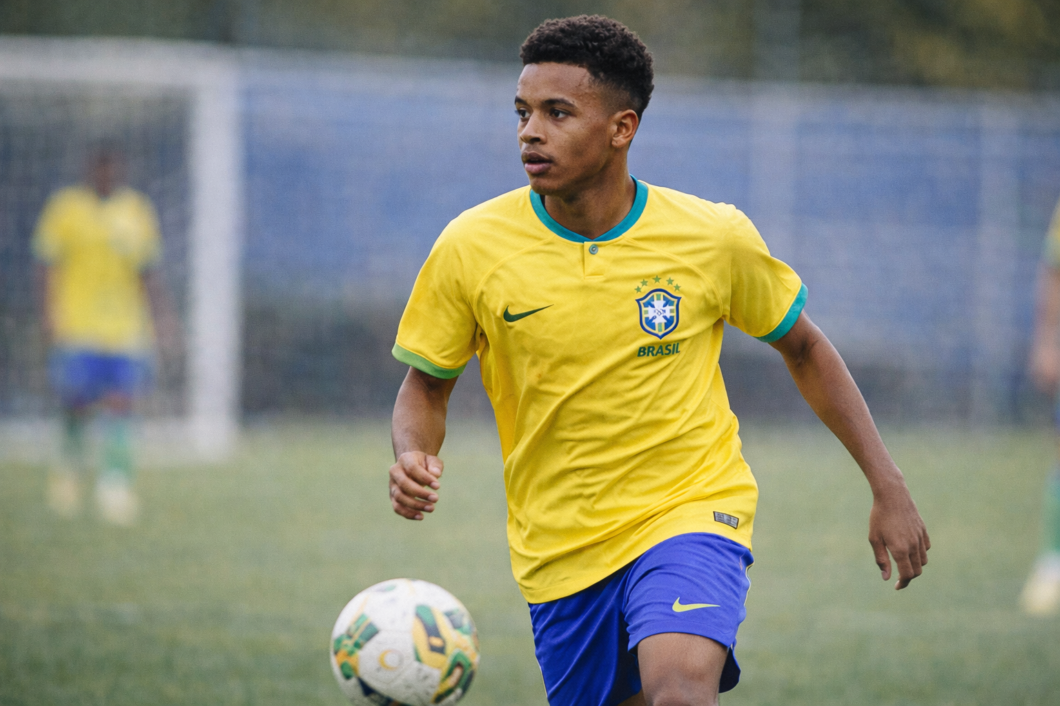 Zé Lucas amplia trajetória na Seleção Brasileira e recebe primeira convocação para o Sub-20